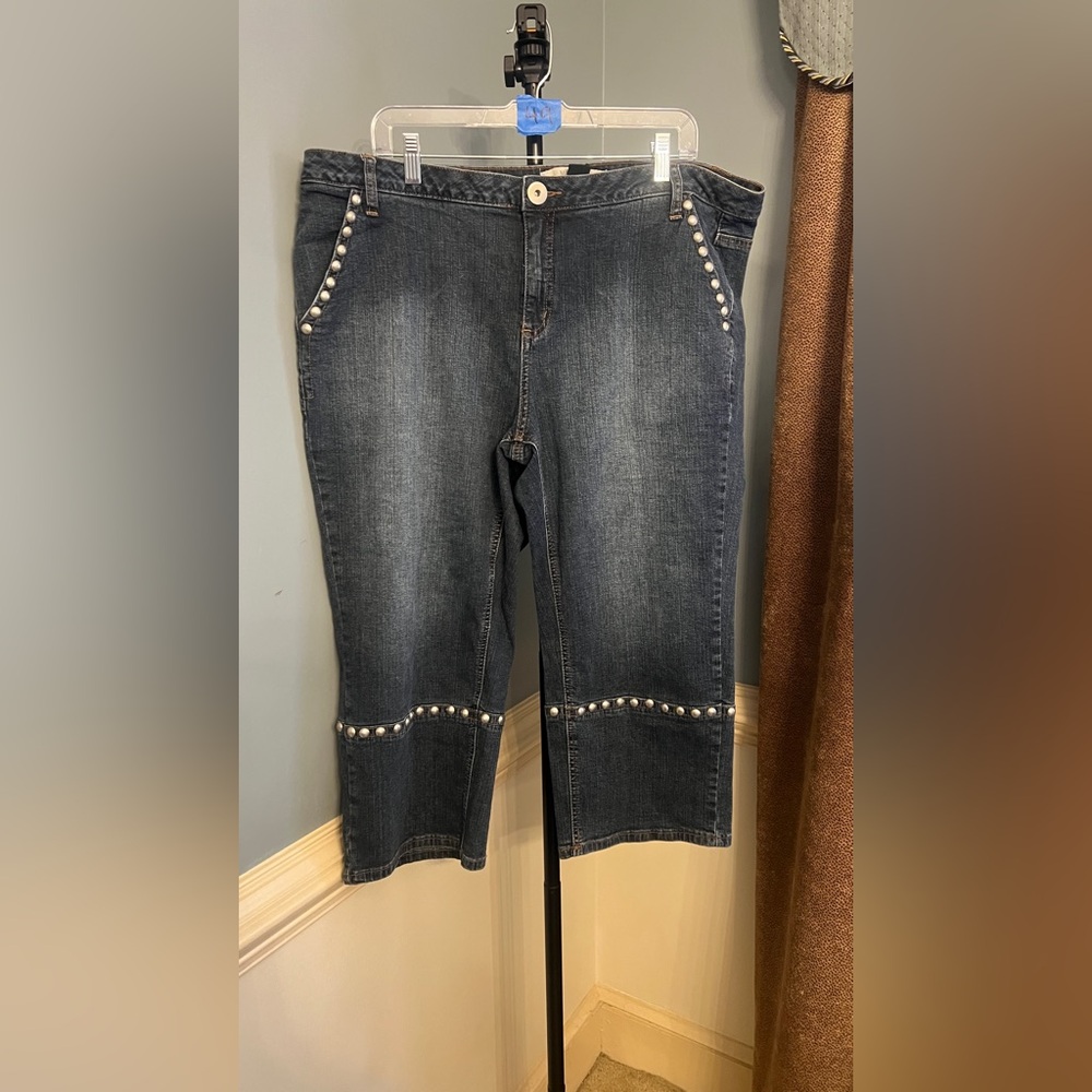 Mixit Dark Blue Cropped Jeans with silver metal Details plus 18W‎